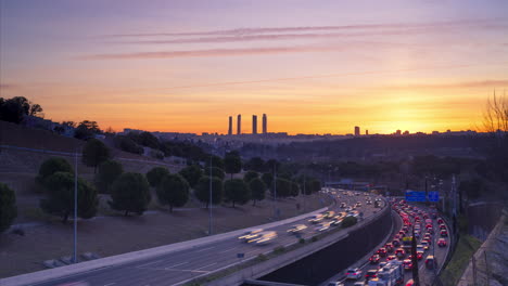 Timelapse-Del-Amanecer-En-Madrid,-España