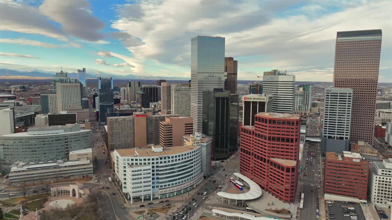 Omvendt afsløring af Denver centrum – droneoptagelse