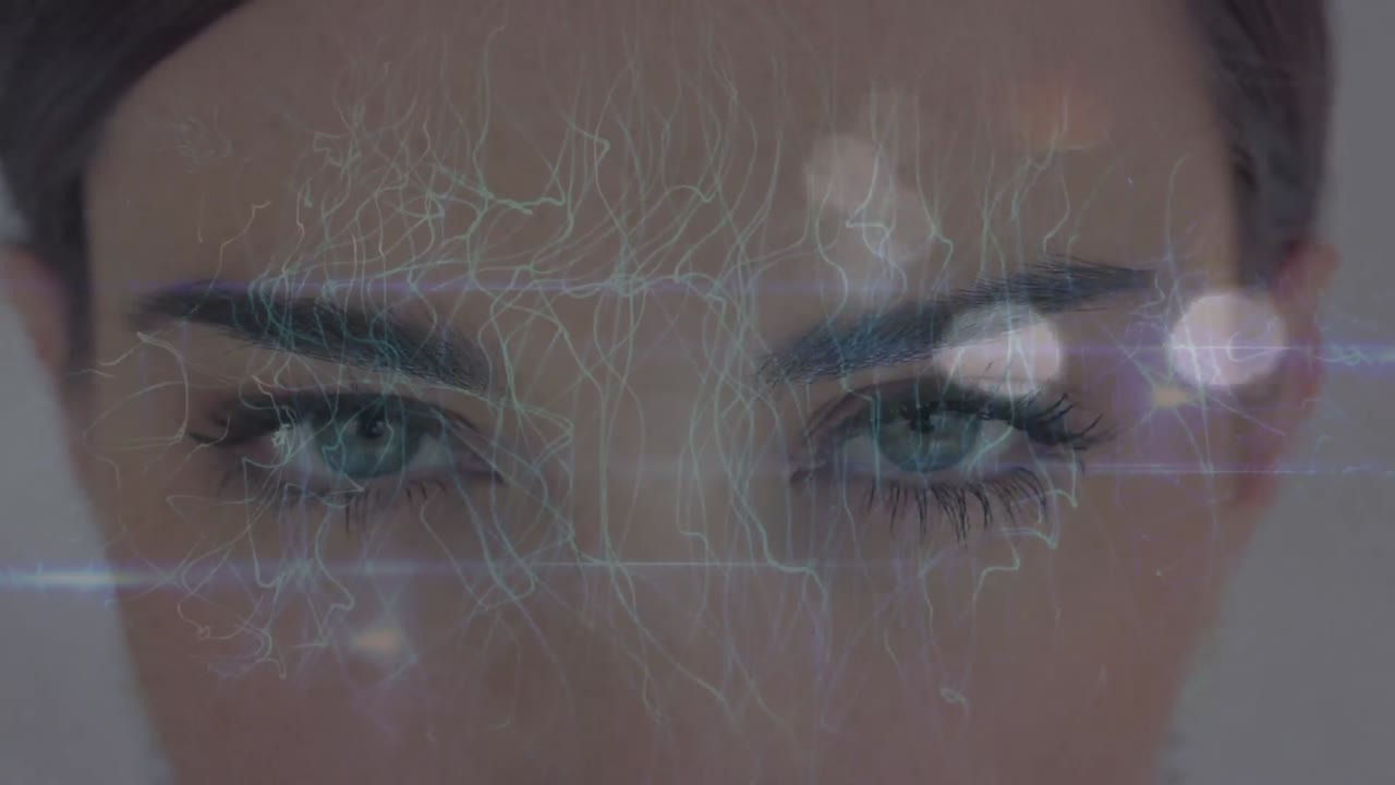 animación de olas y luces sobre la cara de una mujer caucásica