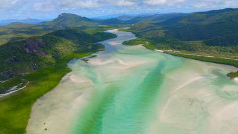 Corriente-De-Whitehaven-Filmada-Con-Un-Dron,-Isla-Whitsunday,-Australia