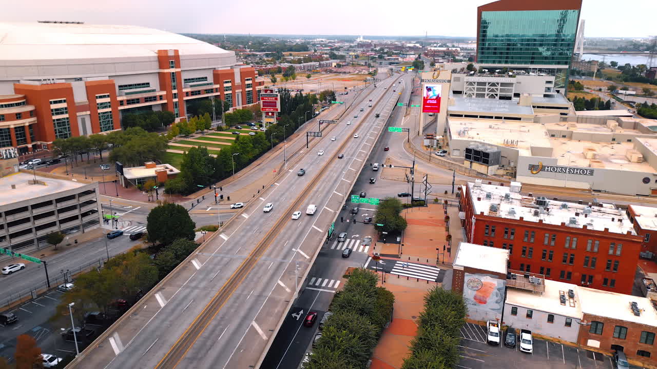 Saint Louis USA, 14 August 2025: View on the trestle crossing the cityscape of St. Louis, Missouri, United States. Building of The Dome at America's Center nearby