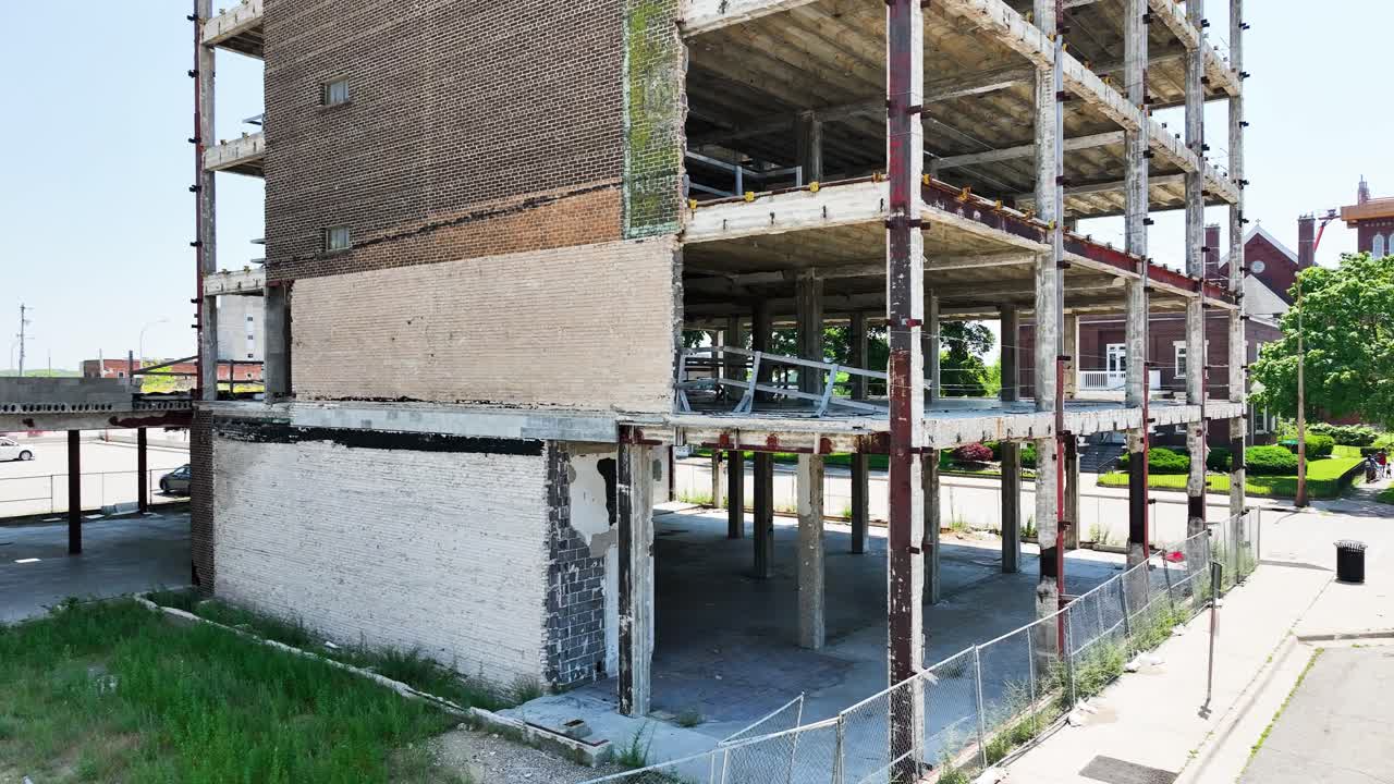 turno nervioso bajo y cerca de la estructura