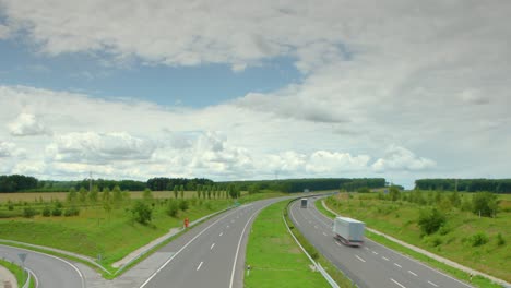 Autopista-4k-Time-lapse,-Tráfico-De-Automóviles,-Ubicación:-Hungría