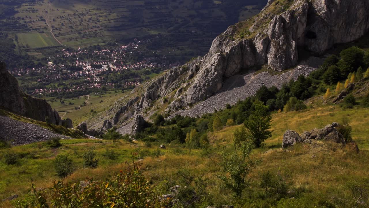 Perfect view of the countryside from Piatra Secuiului mountain peak -Tilt up