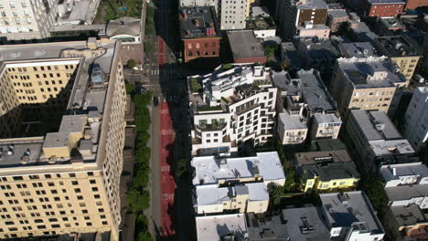 Centro-De-San-Francisco-Ca-Usa,-Vista-Aérea-Del-Tráfico-De-La-Calle-Powell-Y-Edificios-En-Nob-Hill,-Disparo-De-Drone