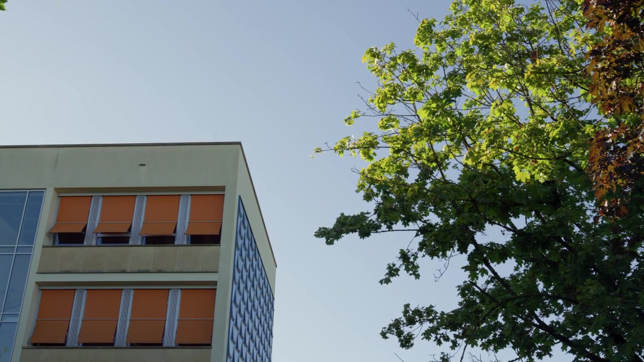 Colégio público histórico Athénée de Luxembourg, campus Geesseknäppchen, na Cidade de Luxemburgo.
