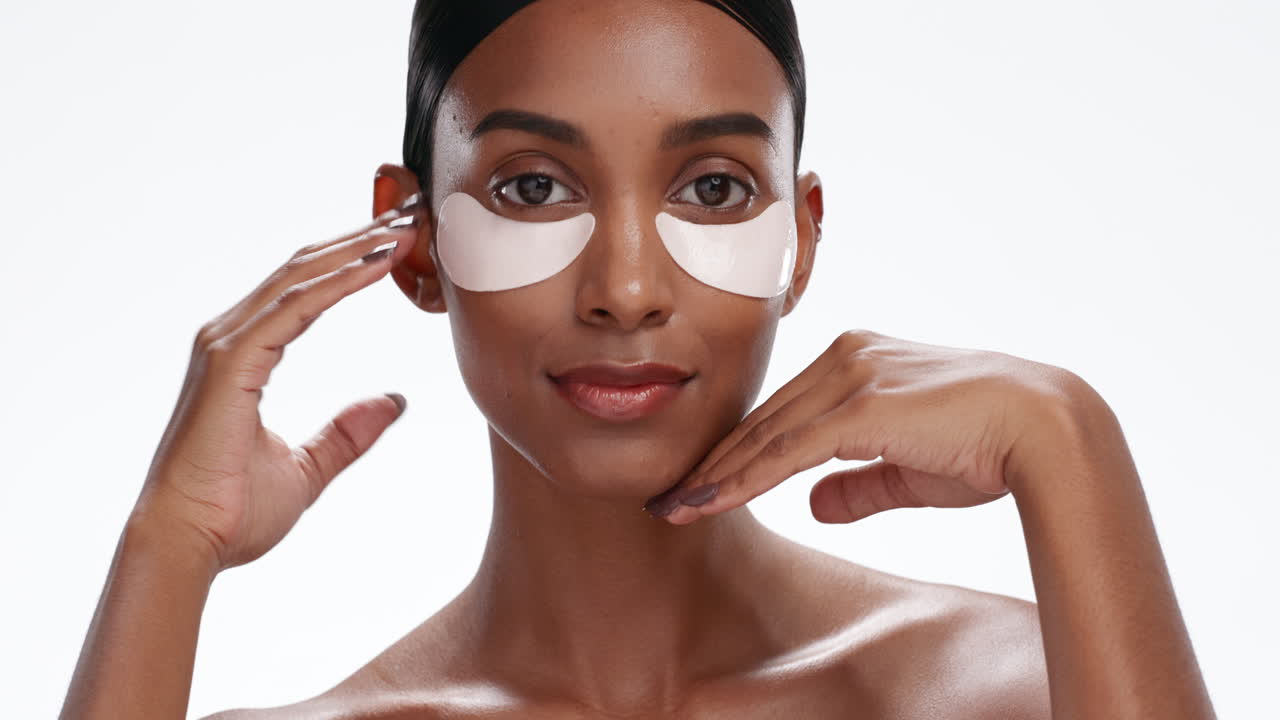 Eye mask, skincare wellness
