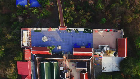 Colorful-courtyard-and-roofs-of-Wat-Phra-That-Doi-Kham-temple-complex