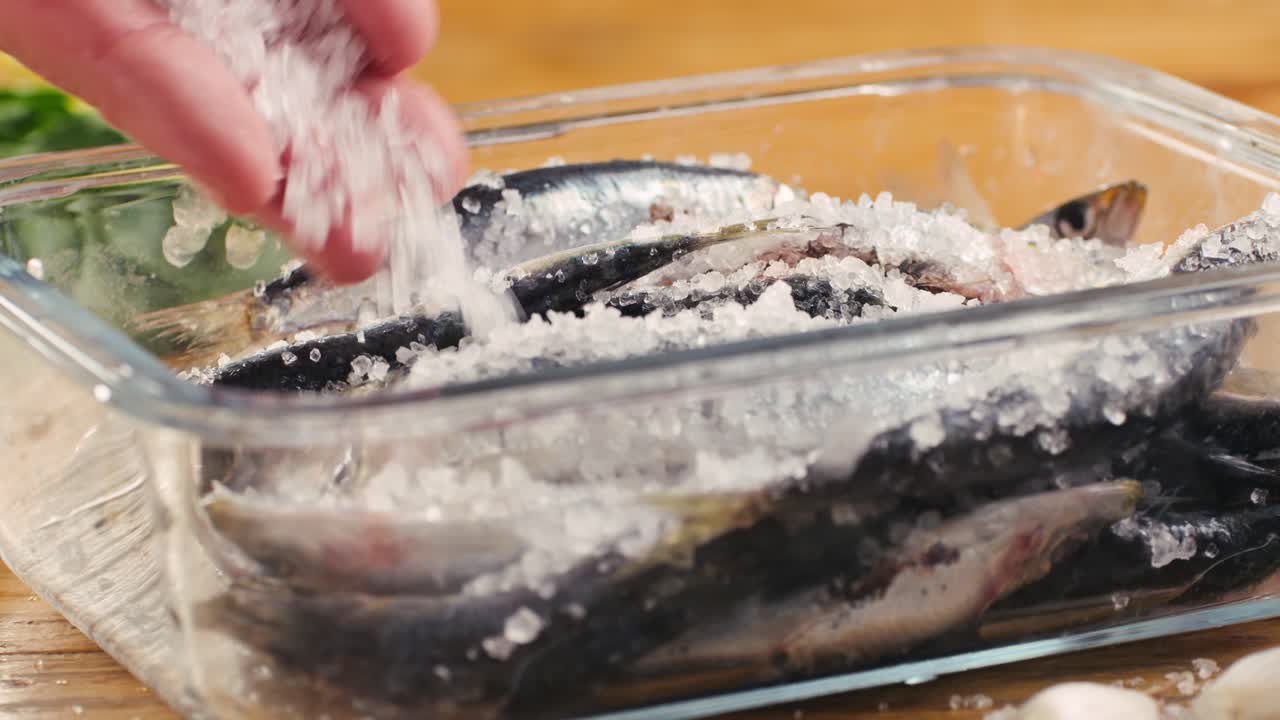 Preparing Salted Sardines