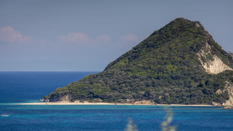 Isla-De-Marathonisi-Desde-Zakynthos,-Grecia