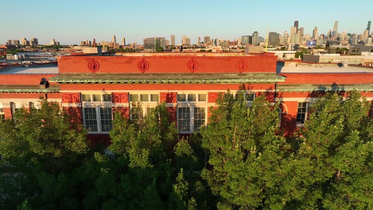 Scuola in mattoni fuori Chicago