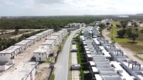 Captura-El-Barrio-De-Drones-Aéreos-Llamado-Vista-Cana