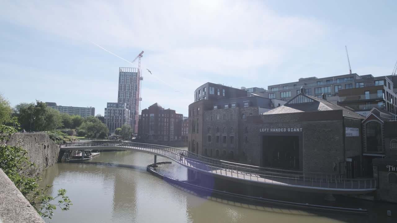 Pan up to castle bridge over bristol canal