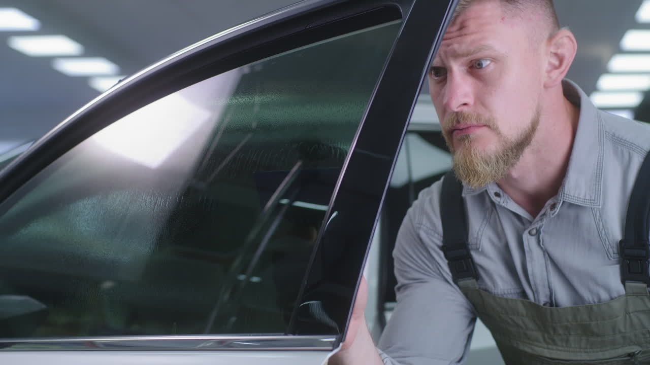 Car Window Tinting Service