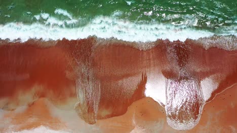 waves on the shoreline of an atlantic ocean beach