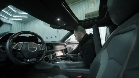 professional car detailing – washing, ceramic coating, and interior cleaning