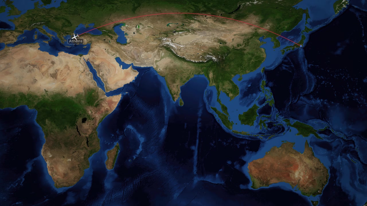 Un'icona di aereo viaggia lungo una linea rossa da Tokyo ad Atene su una mappa satellitare del mondo.