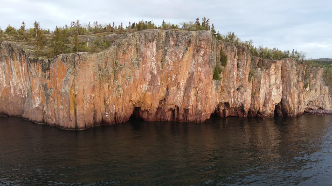Palisade head aerial footage over Lake Superior