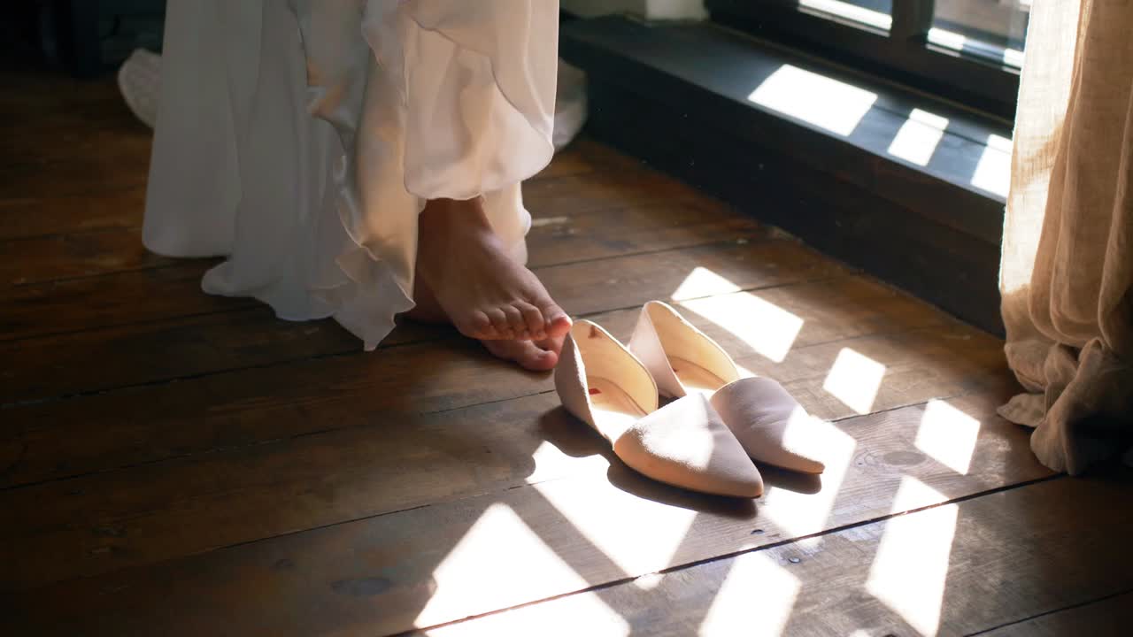 다리 옷을 입고 신발을 입고