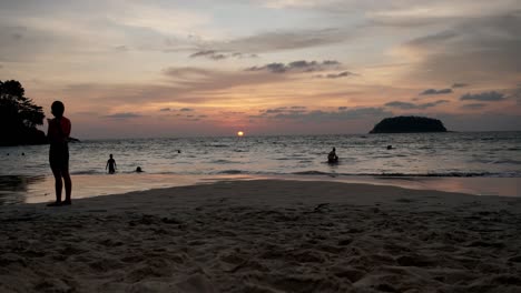 beautiful timelapse of the beach, sea and clouds