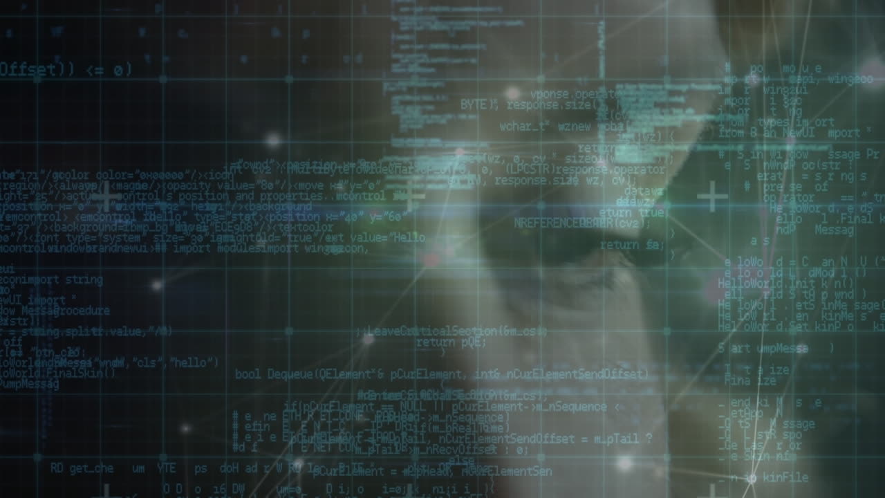 animación de procesamiento de datos y conexiones sobre el ojo de una mujer caucásica