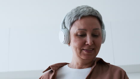 woman listening to music