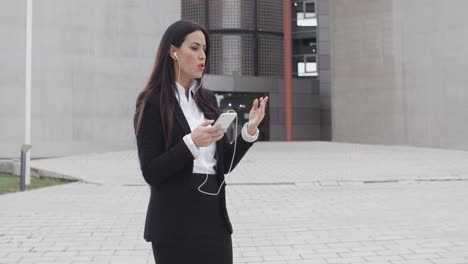 young businesswoman talking on her mobile