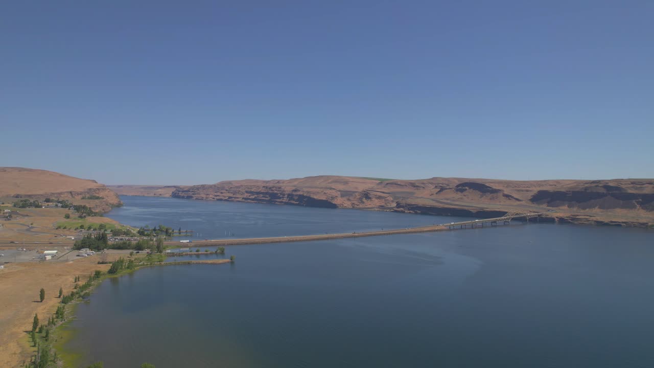 Scenic drone view of Columbia River Gorge at Vantage, Washington