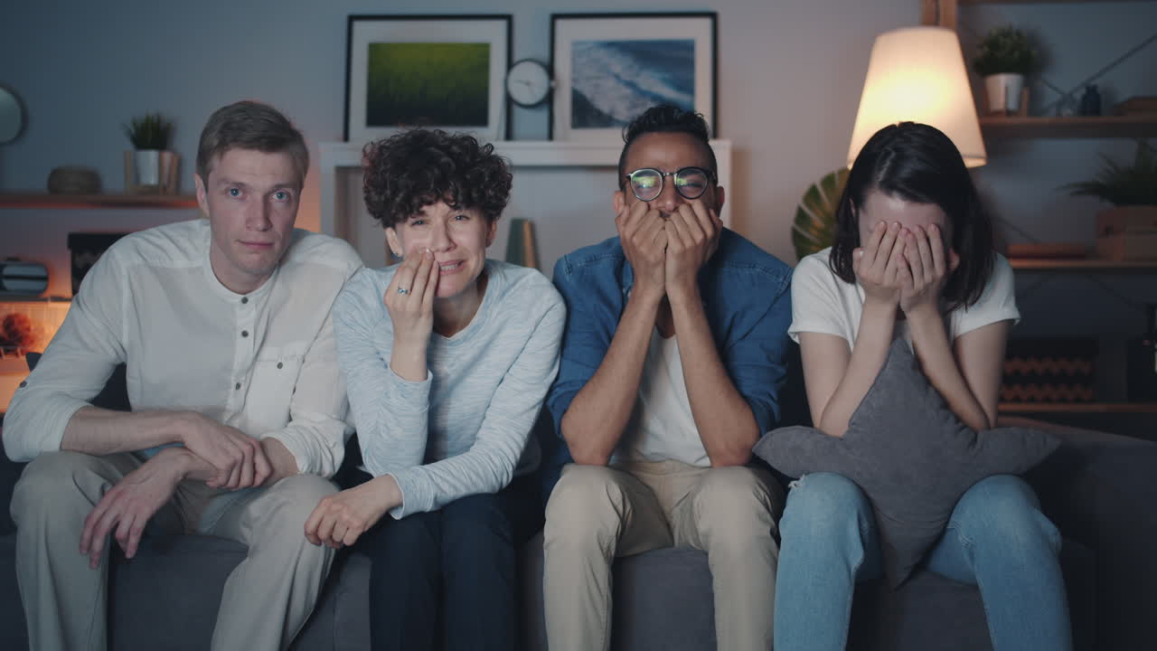 슬픈 영화를 보는 친구들