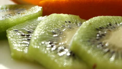kiwi and orange slices