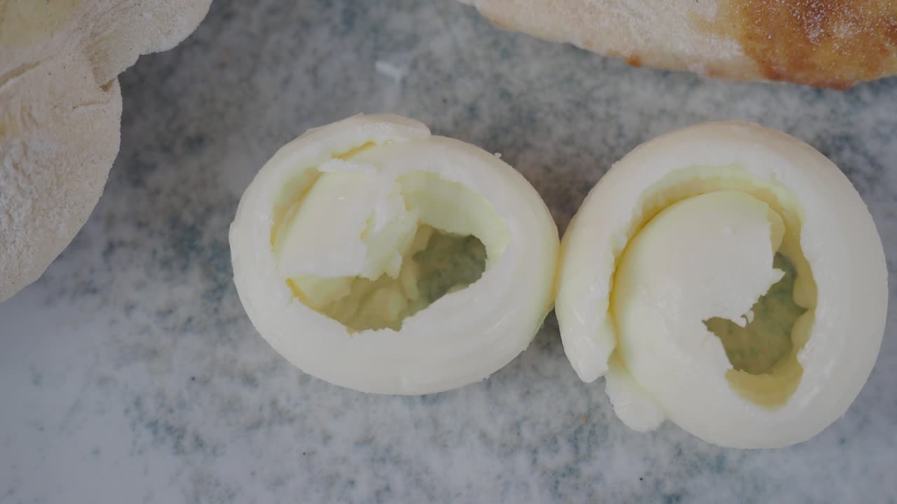 반으로 인 고기 달