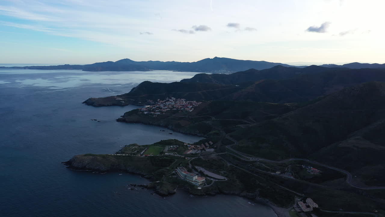 스페인과 프랑스 국경, 산, 지중해 연안, 바니울스 서메르