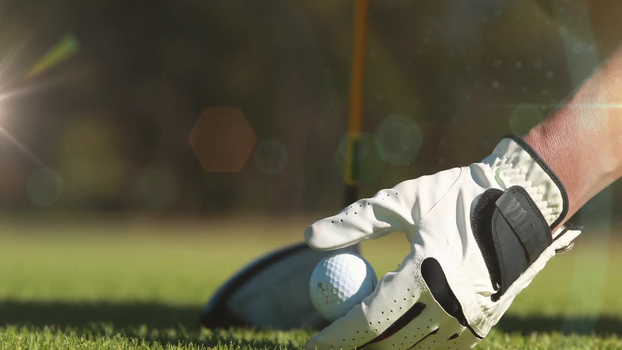 골프 공 과 골프 클럽 위 에 있는 빛 의 점 들 의 애니메이션