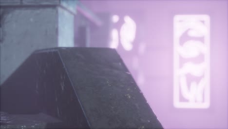 luces de neón en enfoque suave en la calle con niebla por la noche