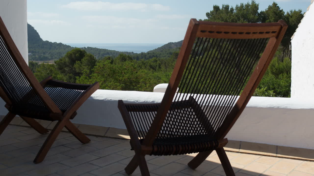 Deck Chairs 00