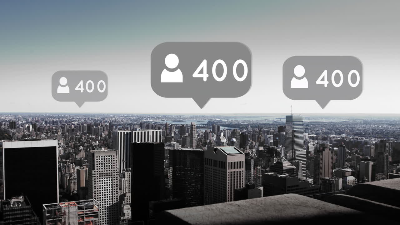 Città con icone "segui" e numeri 4k