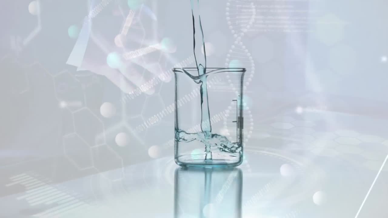 dna 가닥의 애니메이션과 액체 컵에 대한 데이터 처리