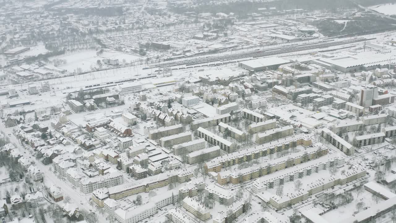 2021년 겨울 눈보라 트리스탄 이후 대학 도시 괴팅겐의 드론 항공