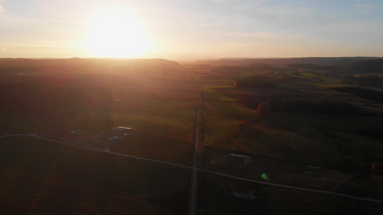 스웨덴의 광대한 농업 농장 풍경의 조감도