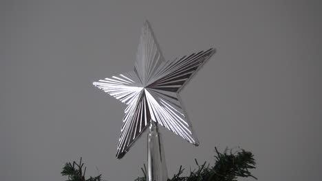 árbol-De-Navidad-Con-Estrella-En-La-Parte-Superior-Del-árbol