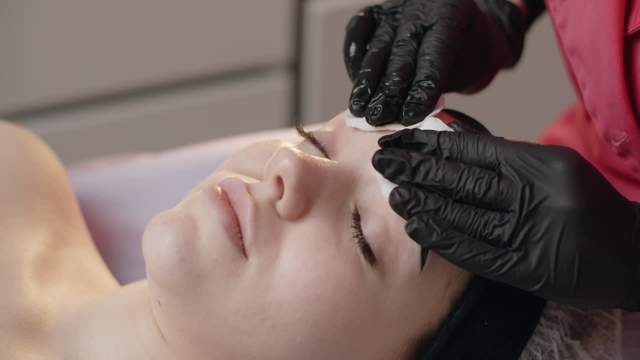 tratamiento facial en curso