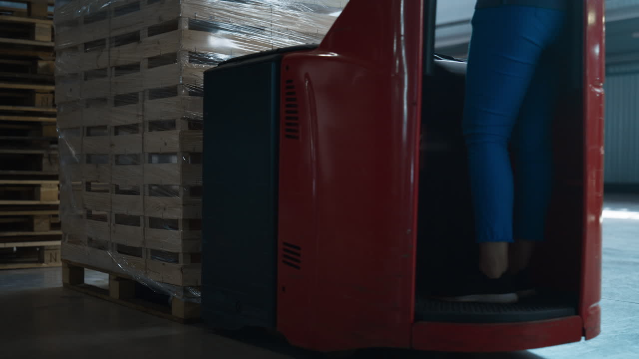 창고 차량 상자 운송 공급 패키지 배포 배달