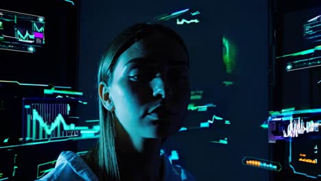mujer interactuando con pantallas holográficas futuristas