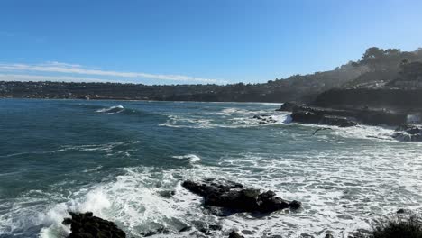 4k footage of large ocean waves crashing on cliffs at high tide in la jolla cove in san diego california