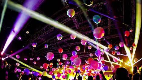 풍선으로 콘서트 축하