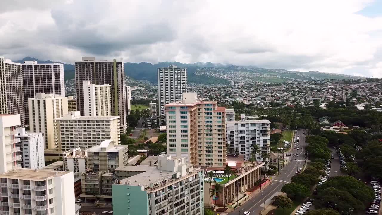 Hawaii Veduta aerea con drone Waikiki Honolulu.mp4