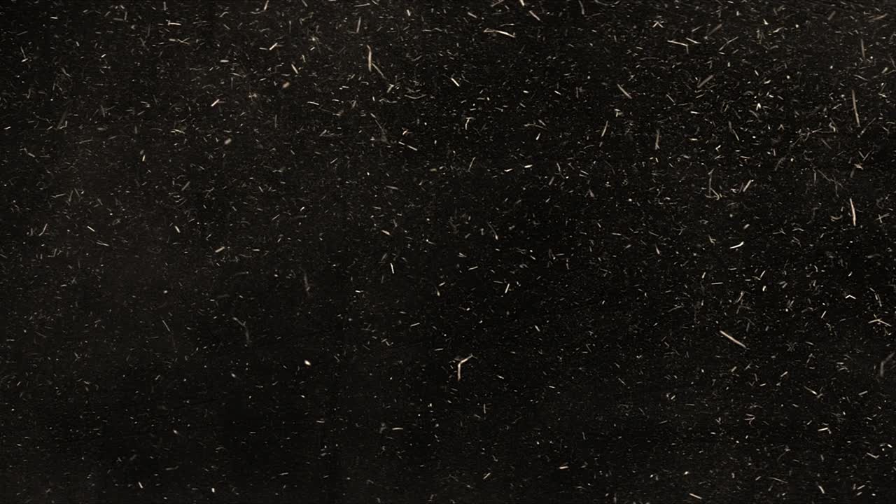 nube de explosión de polvo y heno de 4k descendiendo en cámara lenta