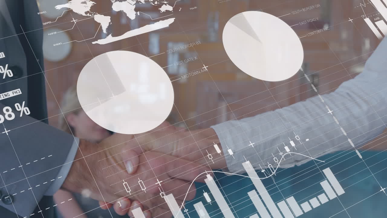 카우카스계 사업가들이 손을 흔들고 있는 금융 데이터 처리 애니메이션