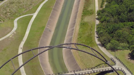 Aerial-of-the-Buffalo-Bayou-in-Houston,-Texas