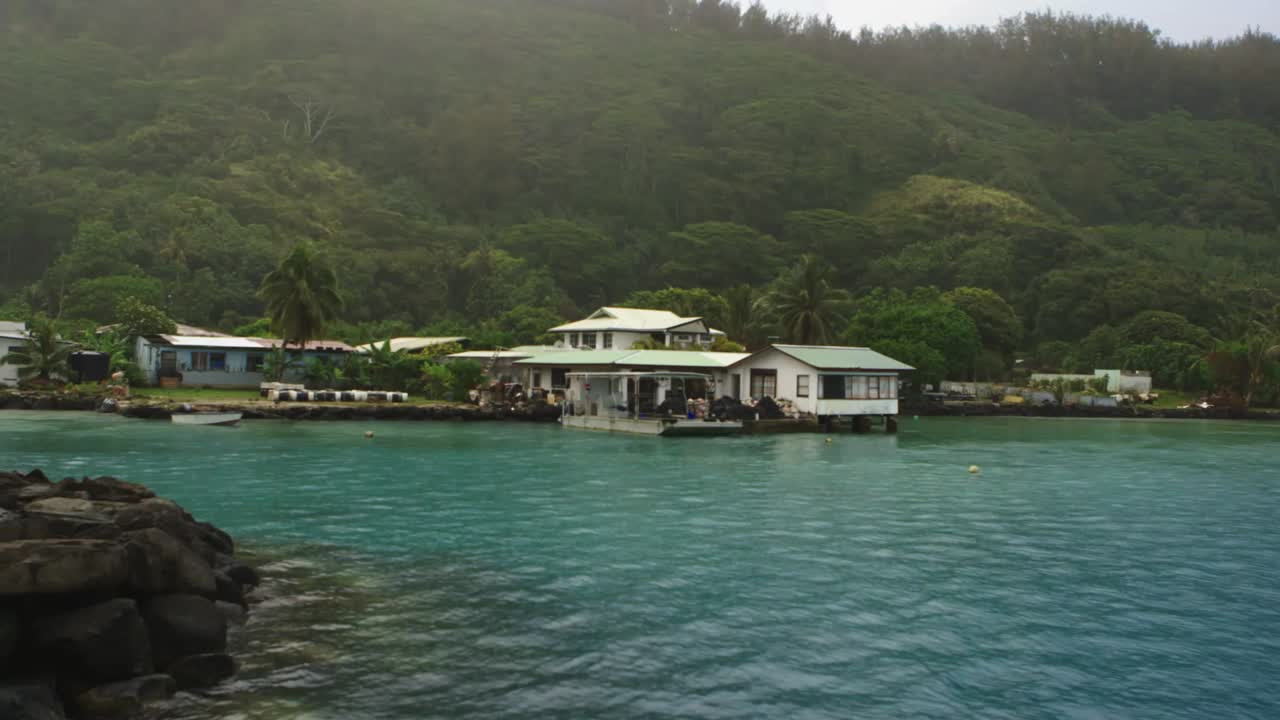 Blue sea and the sea house on the Gambier Island